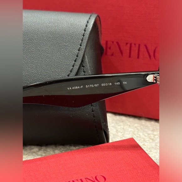 New! Valentino Square Sunglasses w/ Studs, Transparent Grey VA4084F NEW in Box! - Picture 5 of 12
